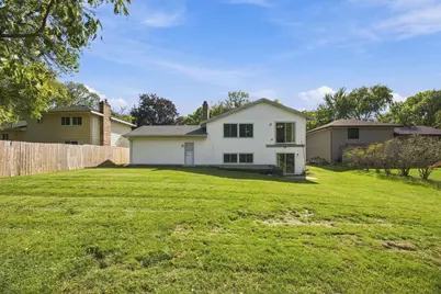 8818 N Brook Avenue N, Brooklyn Park, MN 55428 - Photo 36