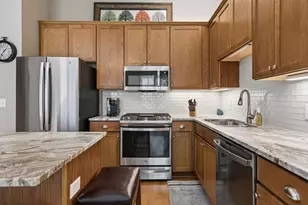 370 Marshall Ave, Saint Paul, MN 55102 - Photo 12