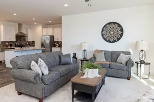 2421 Oak Preserve Ct, Saint Cloud, MN 56304 - Photo 2