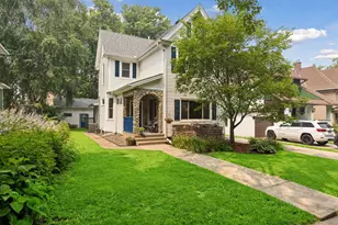 657 Delaware Ave, Saint Paul, MN 55107 - Photo 1