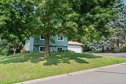 12335 Oxbow Drive, Eden Prairie, MN 55347 - Photo 54