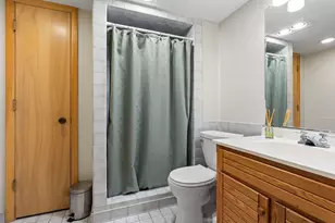 12335 Oxbow Dr, Eden Prairie, MN 55347 - Photo 30