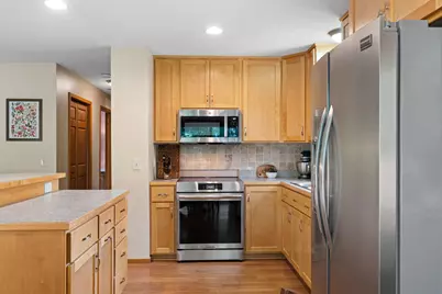 12335 Oxbow Drive, Eden Prairie, MN 55347 - Photo 16