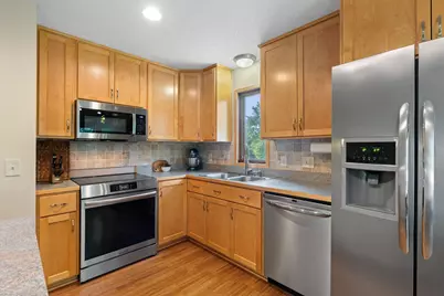 12335 Oxbow Drive, Eden Prairie, MN 55347 - Photo 18