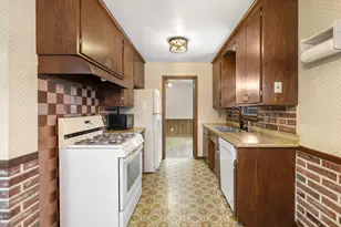 9141 Oliver Ave S, Bloomington, MN 55431 - Photo 20