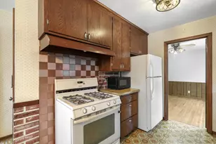 9141 Oliver Ave S, Bloomington, MN 55431 - Photo 22