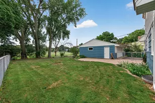 10957 Magnolia St NW, Coon Rapids, MN 55448 - Photo 32