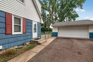 10957 Magnolia St NW, Coon Rapids, MN 55448 - Photo 40