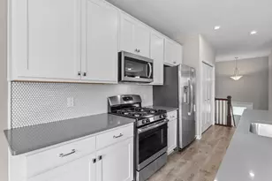 6992 Huckleberry Dr, Minnetrista, MN 55331 - Photo 8