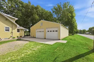 420 1st St NE, Avon, MN 56310 - Photo 2