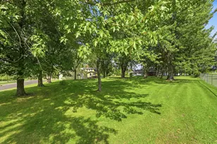 420 1st St NE, Avon, MN 56310 - Photo 34