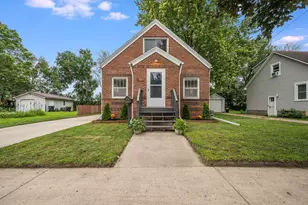 811 South Ave, North Mankato, MN 56003 - Photo 1
