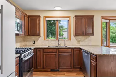 7712 Riverdale Drive N, Brooklyn Park, MN 55444 - Photo 14