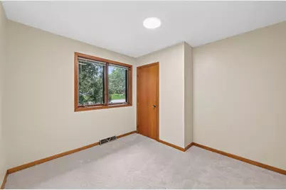7712 Riverdale Drive N, Brooklyn Park, MN 55444 - Photo 26
