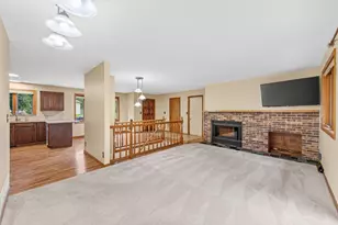7712 Riverdale Dr N, Brooklyn Park, MN 55444 - Photo 10