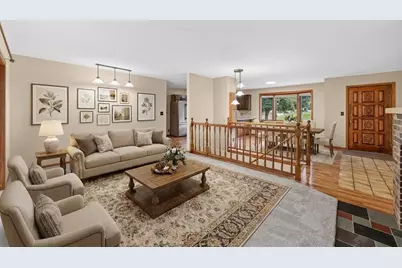 7712 Riverdale Drive N, Brooklyn Park, MN 55444 - Photo 2