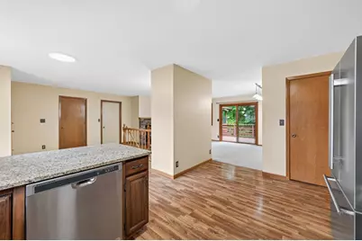 7712 Riverdale Drive N, Brooklyn Park, MN 55444 - Photo 16
