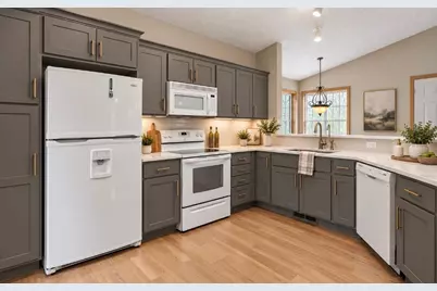 8556 Adair Circle N, Brooklyn Park, MN 55443 - Photo 4