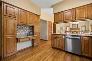 3925 Urbandale Ln N, Plymouth, MN 55446 - Photo 22