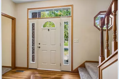3925 Urbandale Lane N, Plymouth, MN 55446 - Photo 10