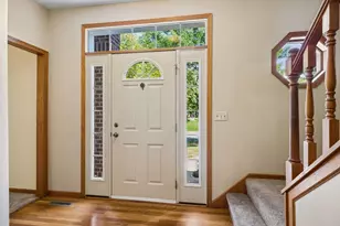 3925 Urbandale Ln N, Plymouth, MN 55446 - Photo 10