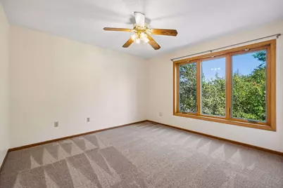 3925 Urbandale Lane N, Plymouth, MN 55446 - Photo 42