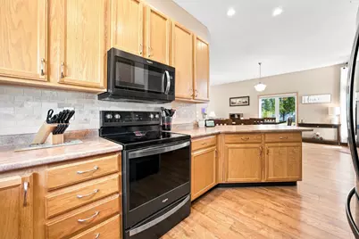 2872 35th Street S, Moorhead, MN 56560 - Photo 14
