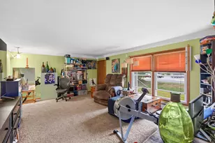 1398 25th St NW, New Brighton, MN 55112 - Photo 2