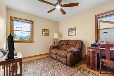 2823 Silver Lake Road NE, Saint Anthony, MN 55418 - Photo 44