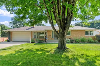 2823 Silver Lake Road NE, Saint Anthony, MN 55418 - Photo 1