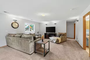 18566 96th Pl N, Maple Grove, MN 55311 - Photo 24