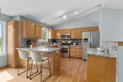 18566 96th Place N, Maple Grove, MN 55311 - Photo 4