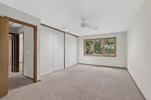 7055 Robinwood Trail, Woodbury, MN 55125 - Photo 16
