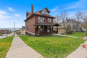 1432 E 4th St, Duluth, MN 55805 - Photo 2