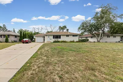 4213 62nd Avenue N, Brooklyn Center, MN 55429 - Photo 2