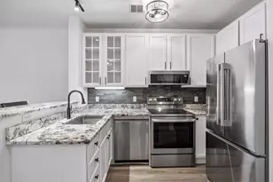 660 N 2nd St, Minneapolis, MN 55401 - Photo 6