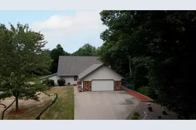 2707 Cherry Blossom Lane, Menomonie, WI 54751 - Photo 48