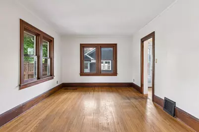358 Cretin Avenue S, Saint Paul, MN 55105 - Photo 6