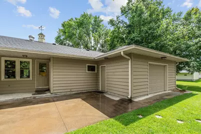 719 Park Avenue, Hamburg, MN 55339 - Photo 10