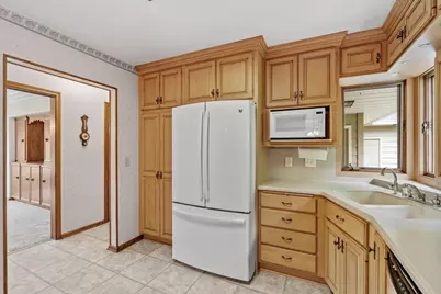 719 Park Avenue, Hamburg, MN 55339 - Photo 26