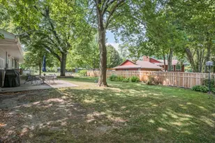 727 Tanglewood Dr, Shoreview, MN 55126 - Photo 24
