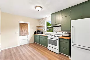 1651 Maryland Ave E, Saint Paul, MN 55106 - Photo 2