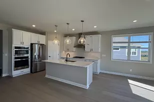 20024 Gaines Ct, Lakeville, MN 55044 - Photo 2