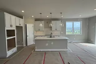 20024 Gaines Ct, Lakeville, MN 55044 - Photo 2