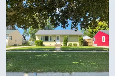 1801 4th Avenue SE, Austin, MN 55912 - Photo 2