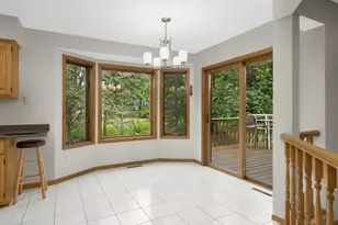 1381 Interlachen Dr, Eagan, MN 55123 - Photo 20