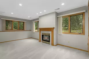 1381 Interlachen Dr, Eagan, MN 55123 - Photo 36