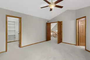 1381 Interlachen Dr, Eagan, MN 55123 - Photo 28