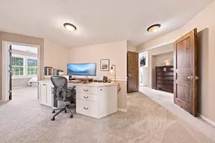 439 Horizon Ct, Hudson, WI 54016 - Photo 8