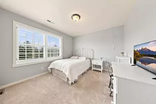 439 Horizon Ct, Hudson, WI 54016 - Photo 16